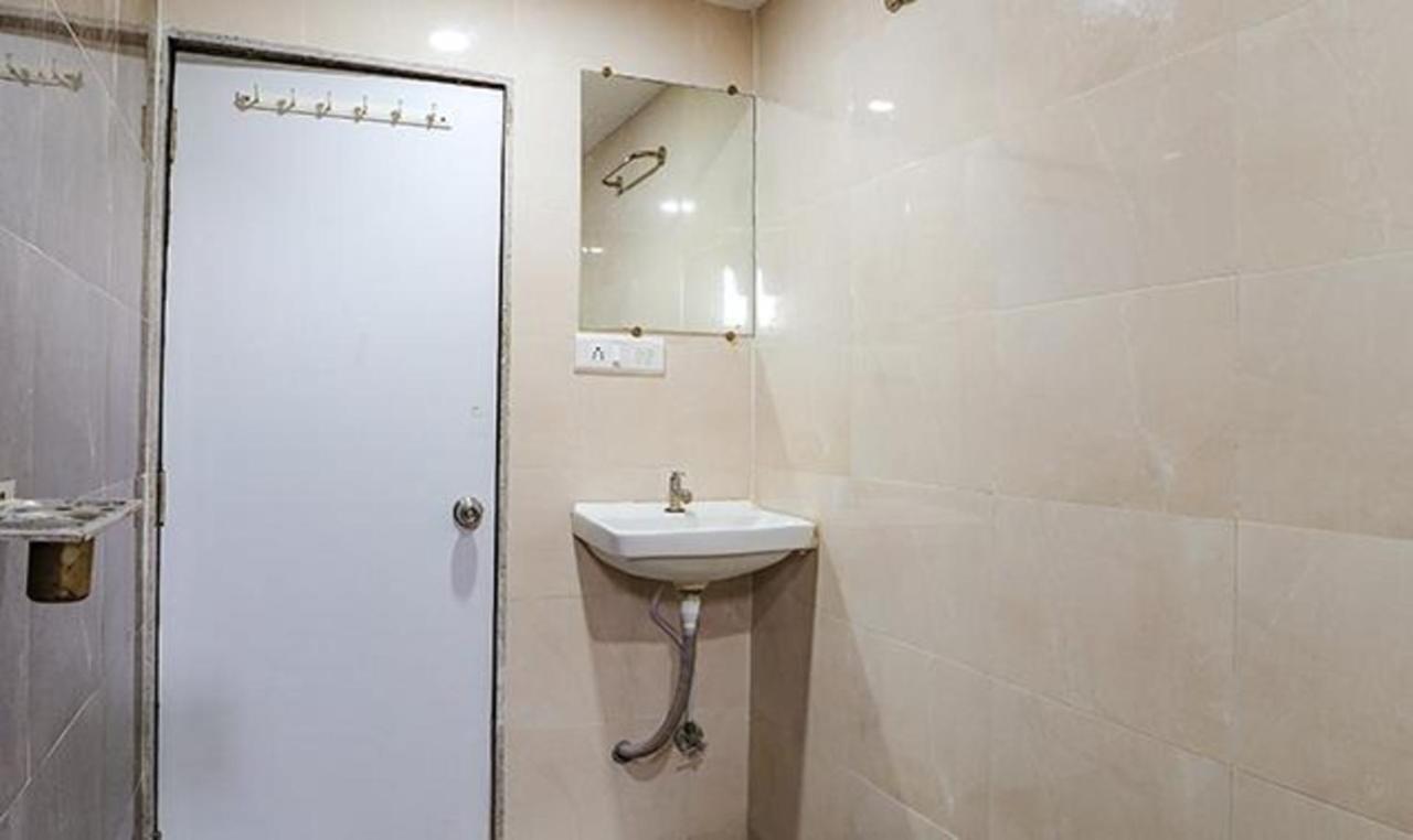 Fabhotel The Heaven Ahmedabad Buitenkant foto