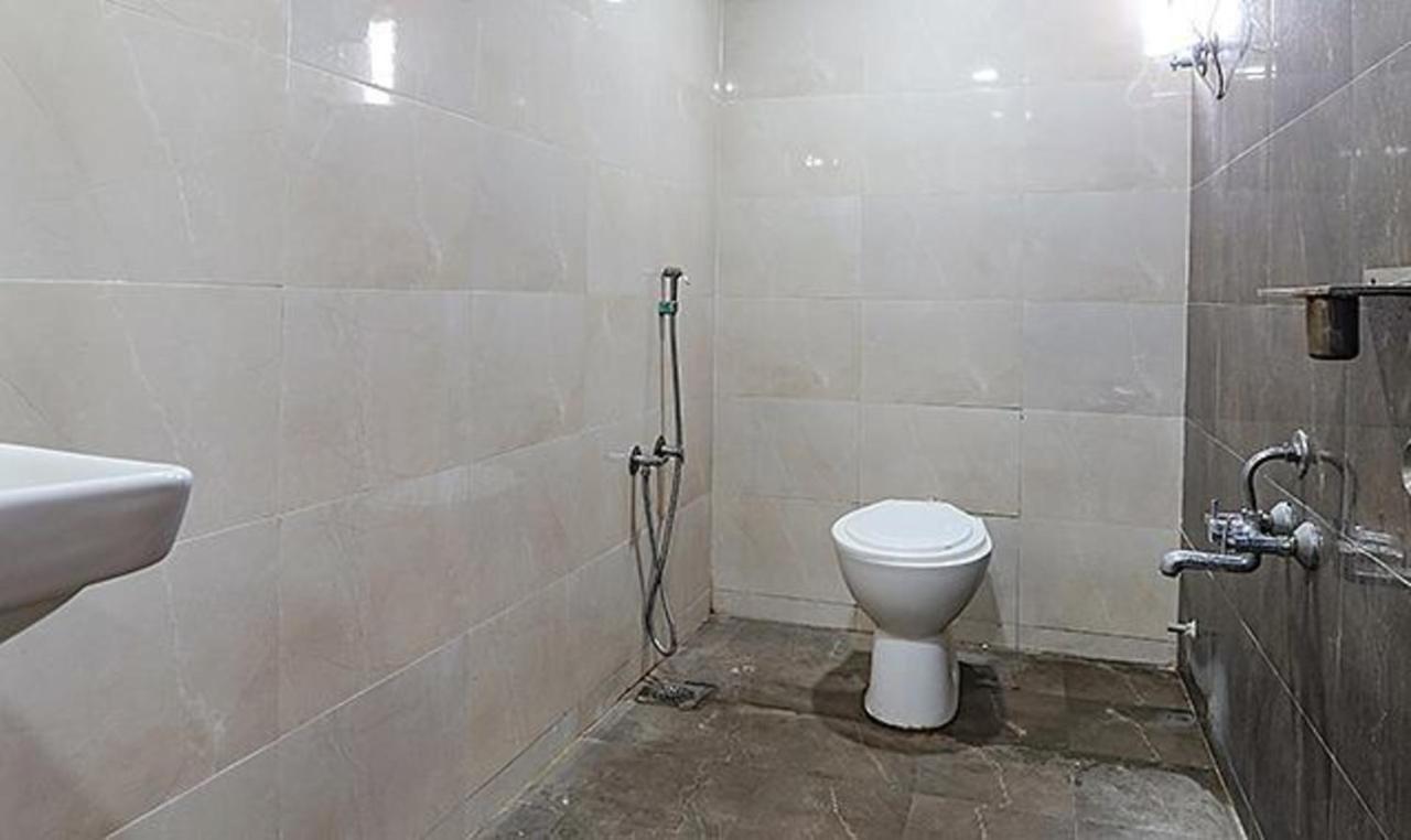 Fabhotel The Heaven Ahmedabad Buitenkant foto
