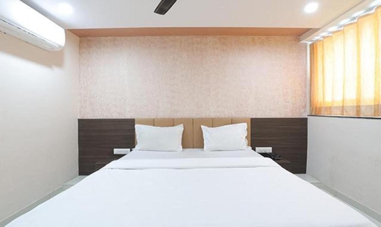 Fabhotel The Heaven Ahmedabad Buitenkant foto