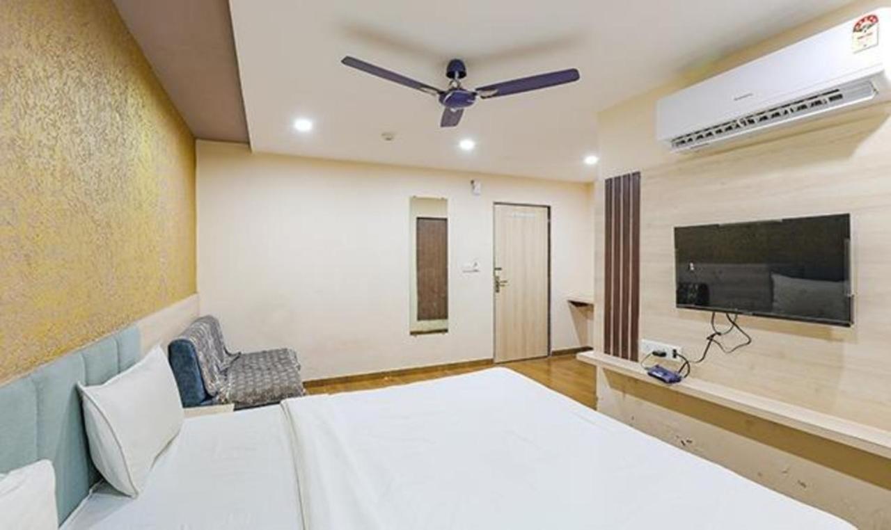Fabhotel The Heaven Ahmedabad Buitenkant foto